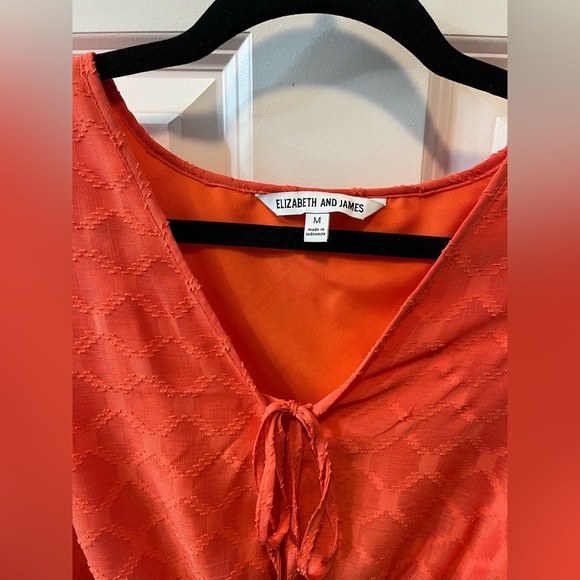 Elizabeth and James Orange Long Sleeve Blouse Size Medium - Picture 2 of 10